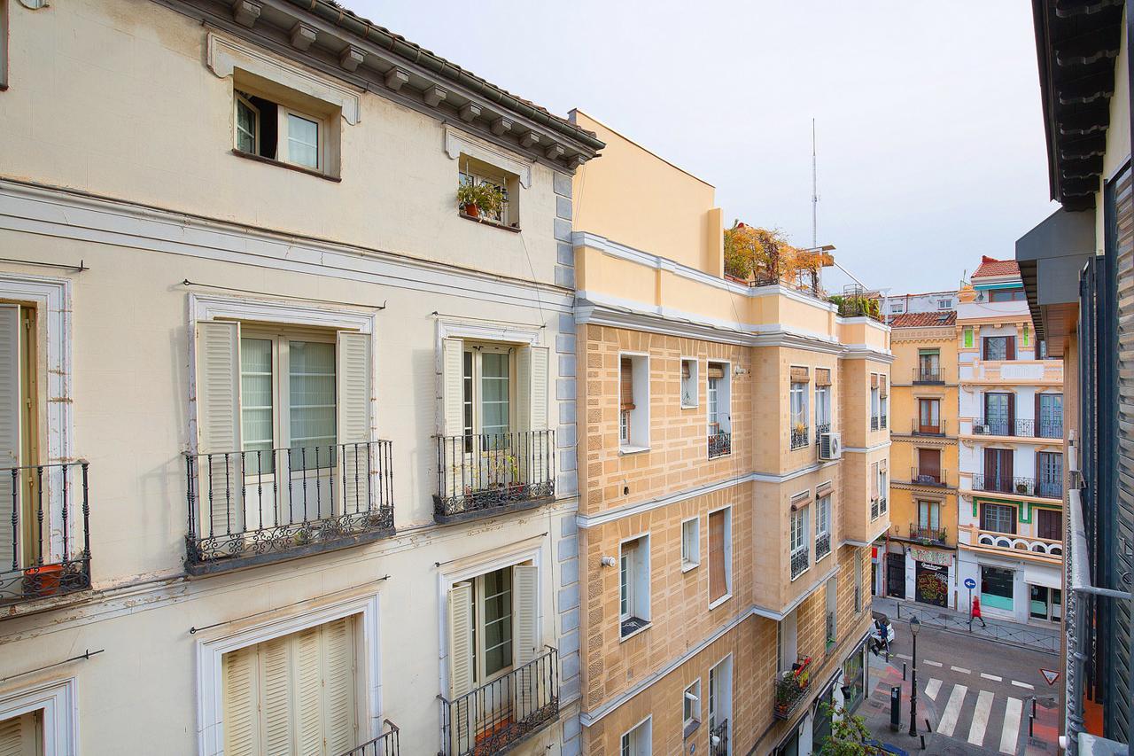 Apartamentos San Lorenzo 26 Madrid Eksteriør bilde