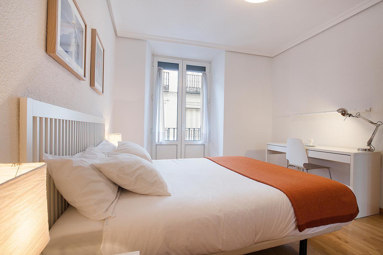 Apartamentos San Lorenzo 26 Madrid Eksteriør bilde