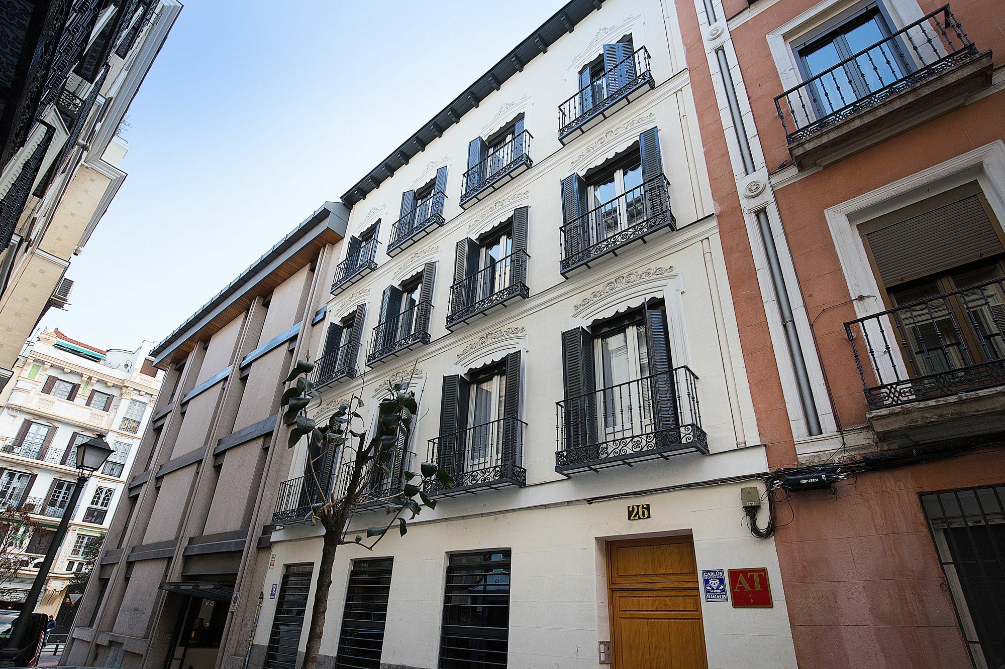 Apartamentos San Lorenzo 26 Madrid Eksteriør bilde