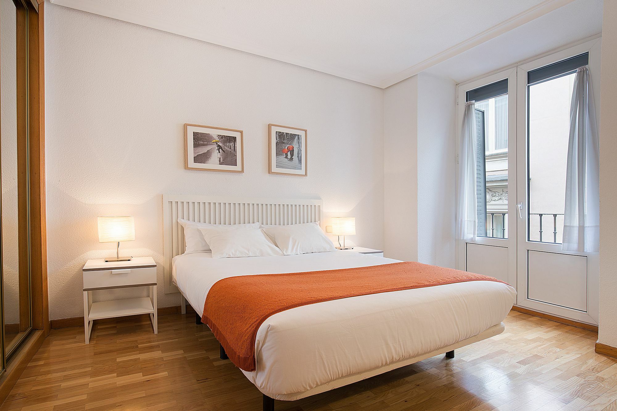 Apartamentos San Lorenzo 26 Madrid Eksteriør bilde